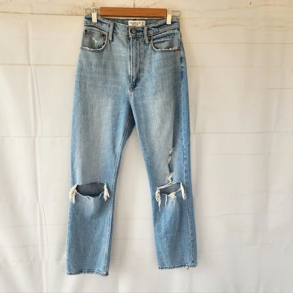Abercrombie And Fitch The Ankle Straight Ultra High Rise Jeans - Picture 2 of 12